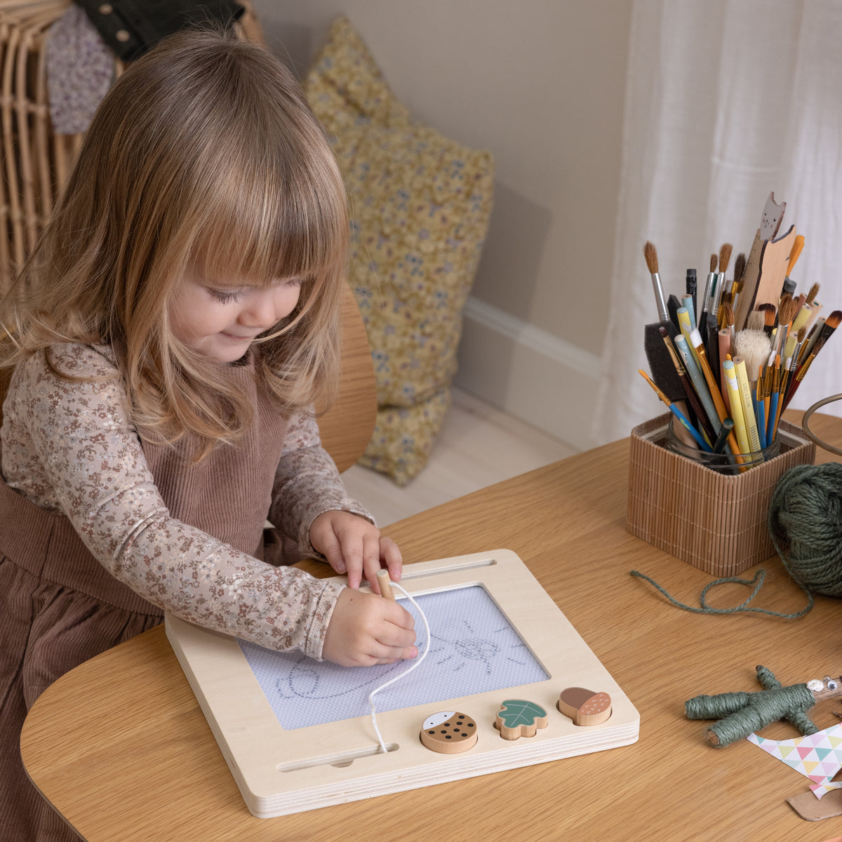Magnetic Drawing Board by Sebra